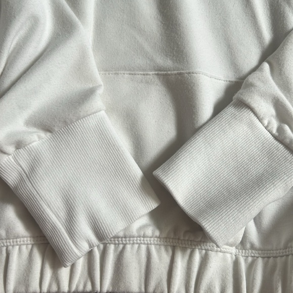 Gymshark 1/2 zip long sleeve top - Picture 10 of 12